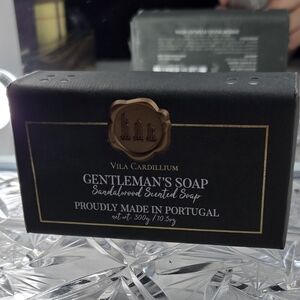 Vila Cardillium Gentleman’s Soap – Sandalwood Scented (10.5 oz) Made in Portugal